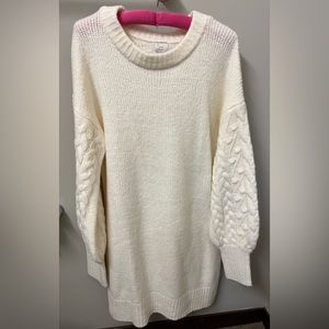 NWT Long Sleeve Cream Sweater Dress. Size Small.